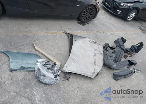 2005 Toyota Corolla Le from USA, damaged, VIN 1NXBR32E35Z494214